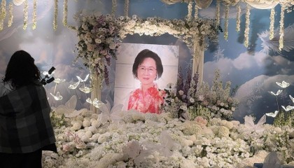 琼瑶花葬：不立碑，不烧香，从此与清风明月相伴