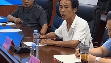 鸡排哥身后,景德镇着急了