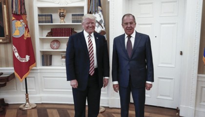 奉陪到底!63岁奥巴马重出江湖,特朗普被催下台,中方早把话说开