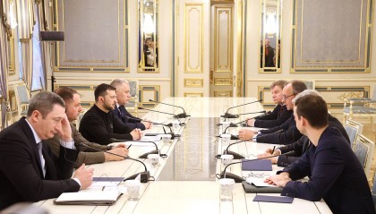 提出在乌部署外军,仍然希望加入北约,泽连斯基称“正寻找结束战争的外交方案”