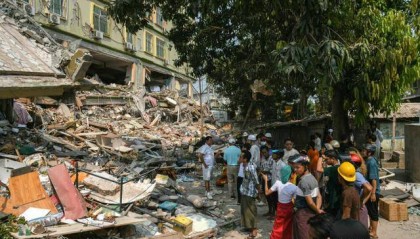 黄金72小时刚过,缅甸军坐不住了,中国救援队还在,就直接开火了