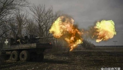 库尔斯克爆发激战,俄军40分钟怒发41000发炮弹!乌一夜损失485人