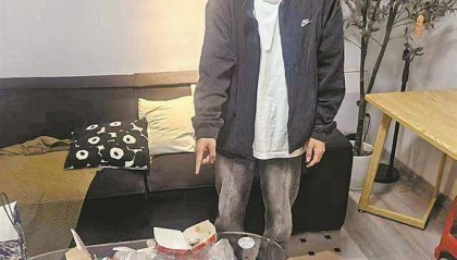 落魄男友一夜暴富?10万元现金竟是拉车门偷来的