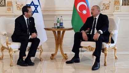 以色列向阿塞拜疆承诺,打下伊朗就瓜分领土?俄专家:美国将参战