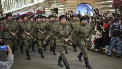 普京的邀请,金正恩答应了一半,红场阅兵这一趟,他还是不去的好