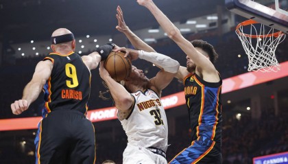 NBA季后赛G7:卡鲁索逆天防守约基奇!雷霆小个阵容的惊天豪赌!