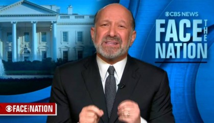 美商务部长骄傲宣称:将来有百万美国人能去拧螺丝造iPhone