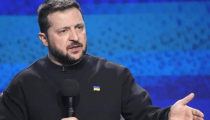 普京“放大招”!超70枚导弹倾天而下,泽连斯基彻底坐不住了!