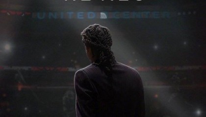 公牛官方:明年1月25日为罗斯举办球衣退役仪式