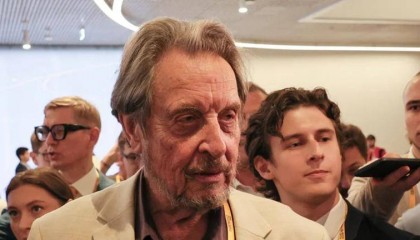 马斯克父亲:希望前往俄乌前线俄控区访问