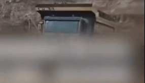 山西一村民下葬10个月后坟被煤企破坏,尸体也不见了?当地通报