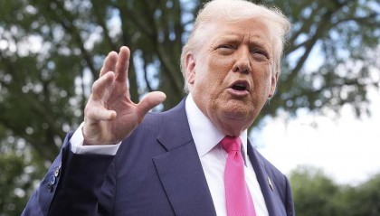 特朗普:泽连斯基不应将莫斯科作为攻击目标