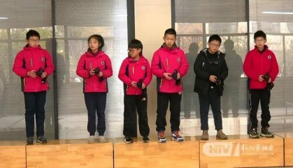 厉害了!杭州10岁“小孩姐”拿下首位女冠军!“感觉很有面子……”