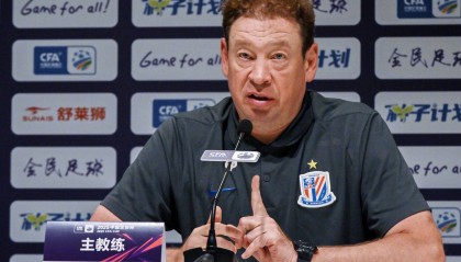 申花主帅避谈新援引进:请耐心等官宣 确认刘诚宇将首发