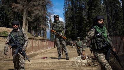 大批运输机赴巴,成吨军火抵达,莫迪没想到,北约强国增援这么快