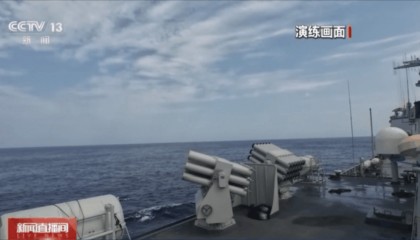 近距离看干扰弹发射瞬间!海军第47批护航编队开展多课目实战化训练