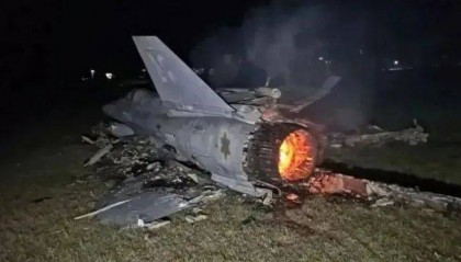 F-14陨落德黑兰,F-35谜团再现!伊以“猫鼠游戏”引爆中东火药桶