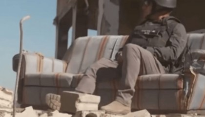 以色列记者按下起爆器那一刻,摧毁的是……