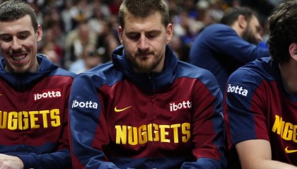 约基奇空砍41+15+13 掘金不敌步行者遭4连败