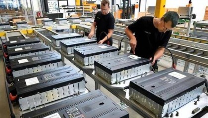 27国的报应终于来了!电池项目暂停,中方真是一击重拳打在软肋上