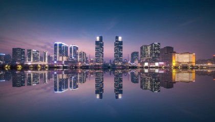 经济强市不断建新高铁站:至少“一城六站”,它们在下什么棋?