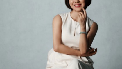 《常回家看看》歌手陈红前夫李军再度控诉“被掏空巨额财产”!曾多次被限高