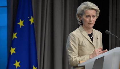 阅兵前一天,特朗普反悔改口,欧洲已考虑对乌派遣部队,普京有必要作出决定