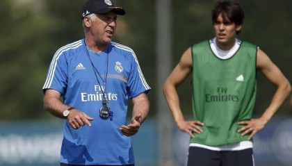 巴西媒体:安切洛蒂联系卡卡,希望后者加盟自己在巴西的教练组