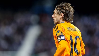 皇马内讧!莫德里奇斥责维尼修斯 后者不庆祝秒回更衣室