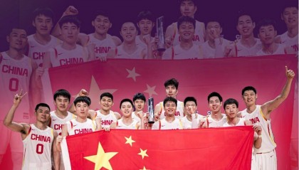 中国男篮1分憾负澳大利亚夺亚军 创十年间亚洲杯最佳战绩