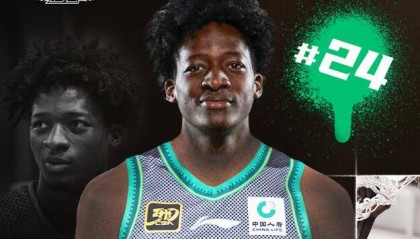 CBA首秀!图雷暴扣+大帽 辽宁终迎完全体阵容