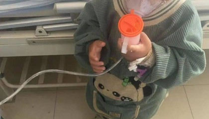 1岁男孩家门口失踪已超6天!妈妈:爷爷睡了20分钟他就不见了,孩子爸爸去年患癌去世;当地已展开地毯式搜索