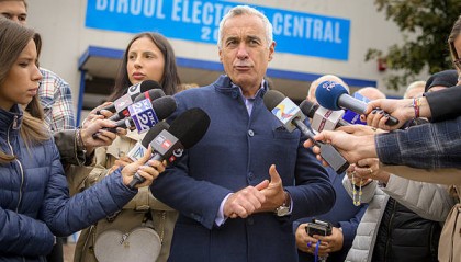 罗马尼亚亲俄候选人在总统选举中领先,曾指责美国军火公司“操纵乌克兰战争”