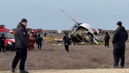 专家解读客机哈萨克斯坦坠毁:“8字形”航迹证明控制很艰难