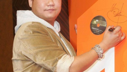 歌手苟伟去世,本挂号要去医院检查,之前因呼吸问题准备手术