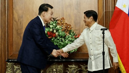 比美国还嚣张!中俄同时收到“战书”,出手者令人意外,中方被激怒了