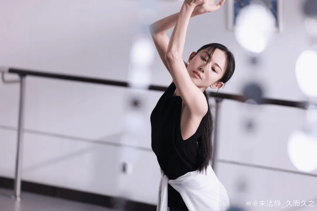 上海知名女演员:罹患乳腺癌,放化疗25次!最后一次治疗后,瞒着家人做了件事