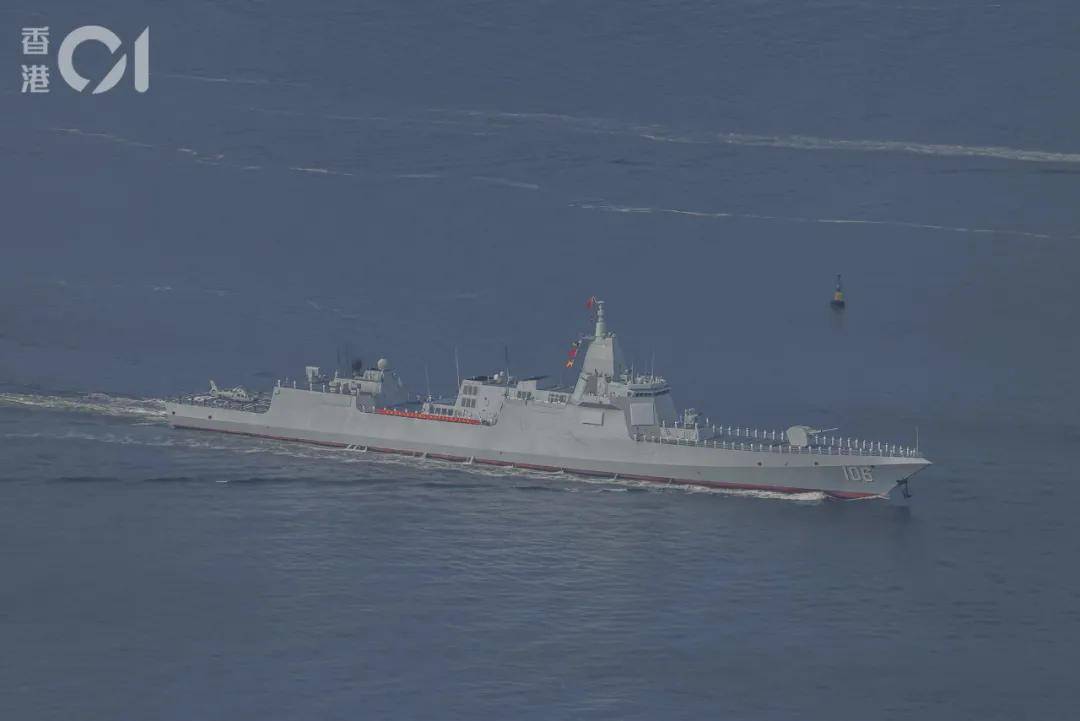 美媒爆料:055大驱“南昌”舰遭到美国无人艇跟踪监视!