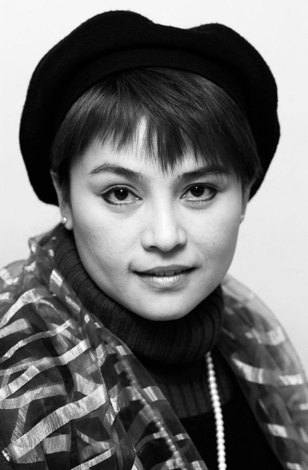 好友：千百惠在成都生活的这几年，是她最无忧无虑的日子