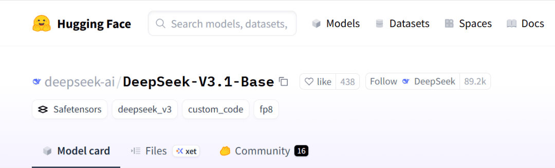 DeepSeek 开源新模型 V3.1：上下文长度拓展至 128K