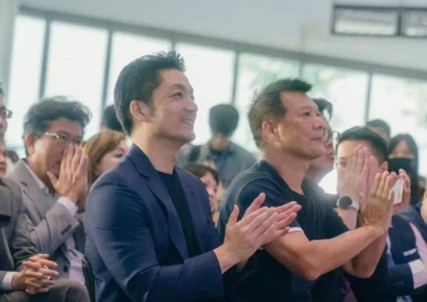 蒋万安人还没来大陆,台当局发声威胁:不准参加阅兵!我国防部已表态,一番话斩钉截铁