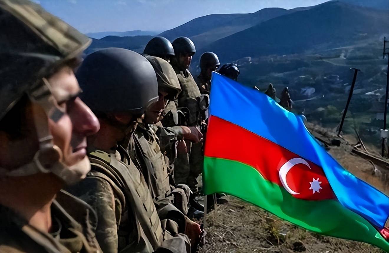 普京耐心被消耗殆尽,连炸72小时抹平油厂,阿塞拜疆还敢接招吗?