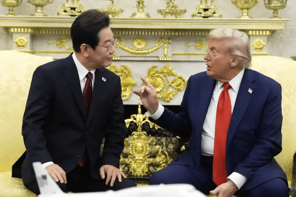 特朗普:要不李在明跟我一起访华吧,还可以节约能源、保护臭氧层