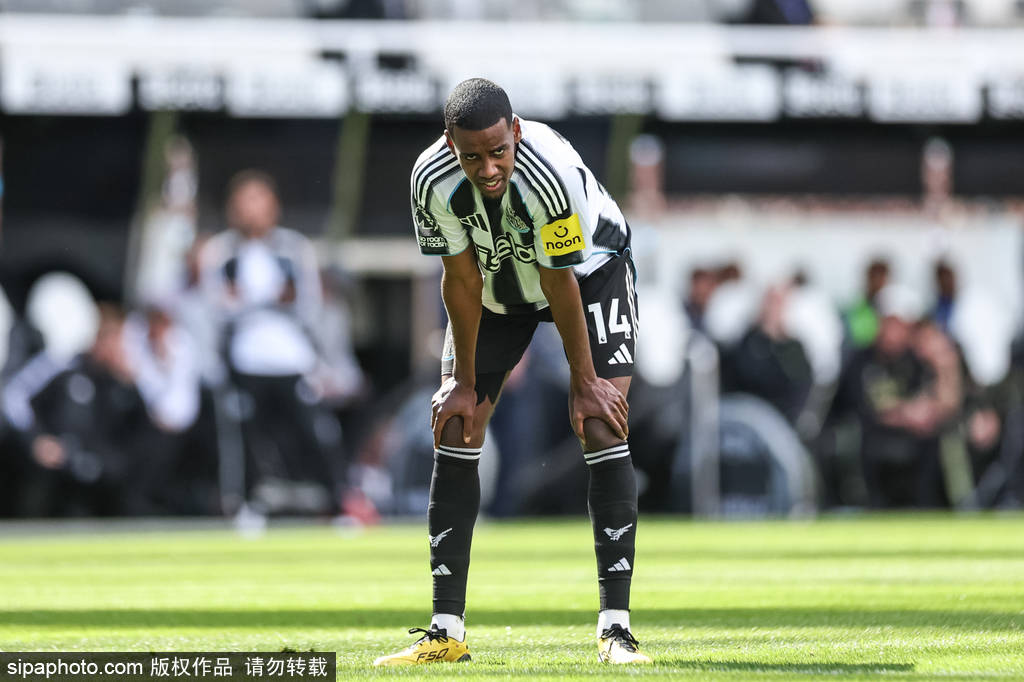 信号收到!利物浦将1.3亿镑报价伊萨克 骂人哥盘活全场