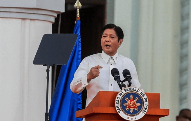 马科斯誓言夺下仁爱礁,警告中国别越红线,一旦闹出人命,美国会出面帮菲律宾?