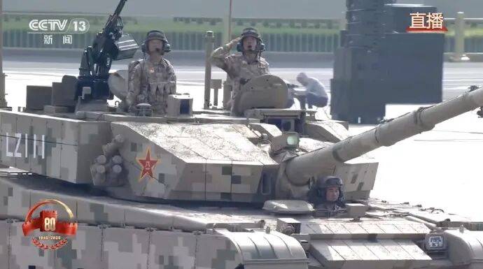 99B坦克、100坦克亮相!