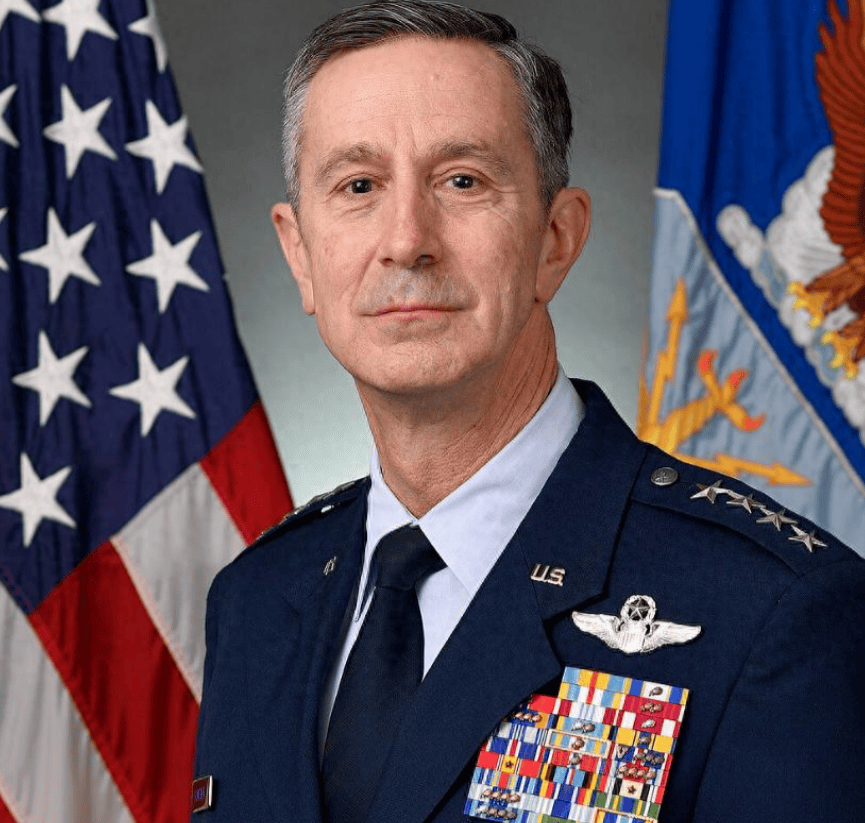 美上将对阅兵表态:不会被解放军吓倒,是因为美方“纸上谈兵”的能力全方位领先解放军?