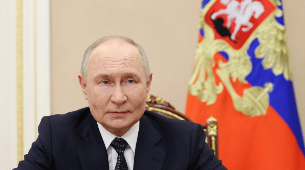 要么投降认输,要么打下去!普京离开中国前,他放了狠话让泽连斯基二选一