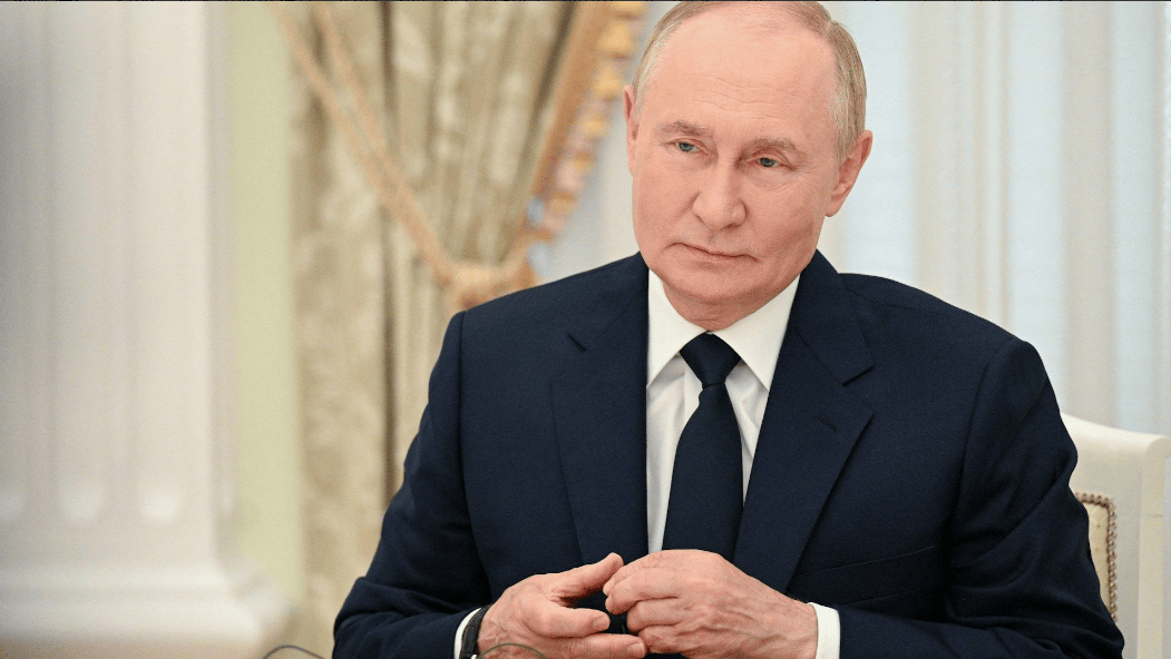 要么投降认输,要么打下去!普京离开中国前,他放了狠话让泽连斯基二选一