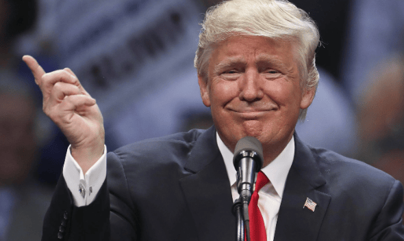 中国又一次赌赢了?特朗普突然不再嘴硬,美国法院正式做出裁定,美国无权对中国加征关税